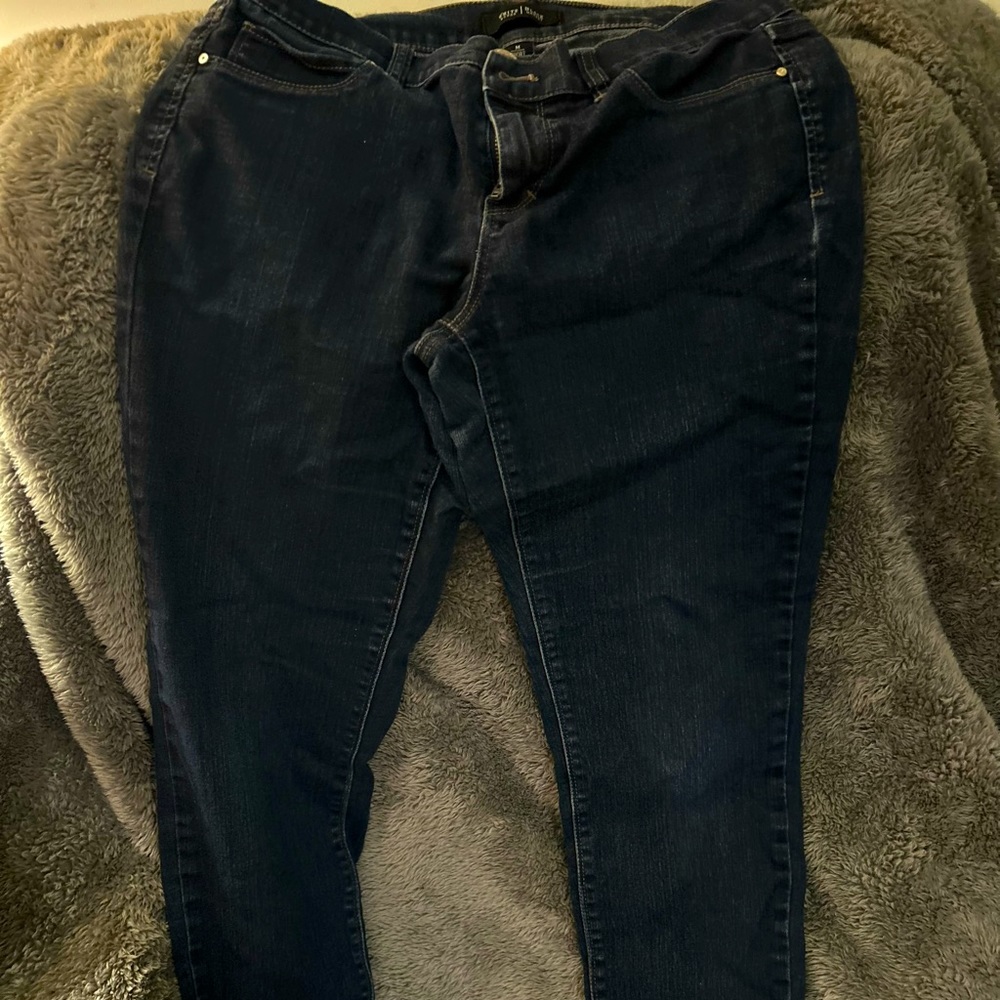 White House/Black Market Medium/short jeans